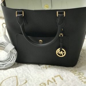 Michael Kors Handbag & Wallet